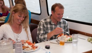 san-juan-cruises-chuckanut-bay-cracked-crab-cruise-dinner-with-a-view